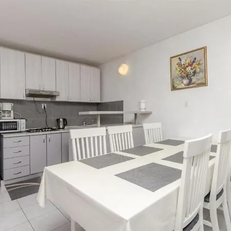 Mara - 50m From Sea * Rogoznica (Sibenik-Knin)