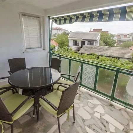 Mara - 50m From Sea Apartamento Rogoznica (Sibenik-Knin)