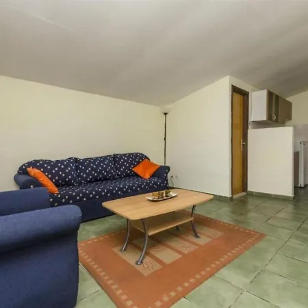 Mara - 50m From Sea